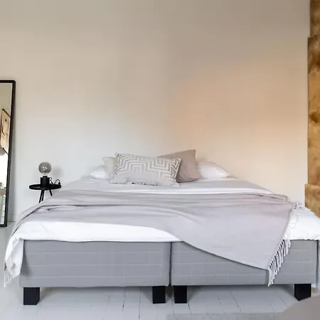 Apartment Studio Apt For 4 People Next To Ratina And Areena